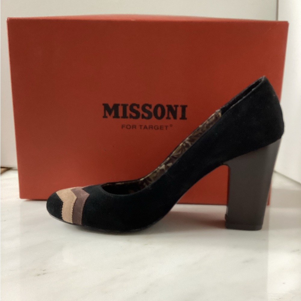 Missoni for Target women’s heel suede shoes. Size 8.5